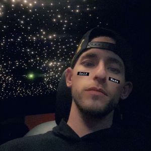 Meet your Posher, Kyle